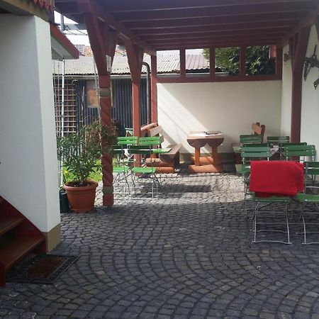 Cafe Im Hof- Bed & Breakfast Streufdorf Exteriör bild