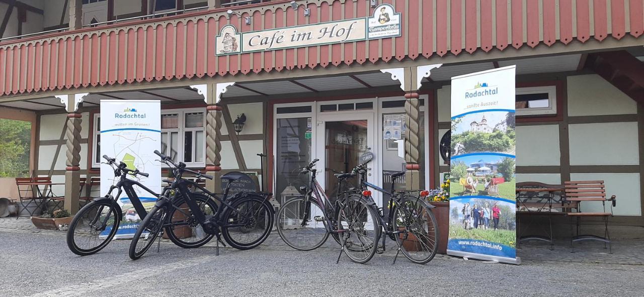 Cafe Im Hof- Bed & Breakfast Streufdorf Exteriör bild