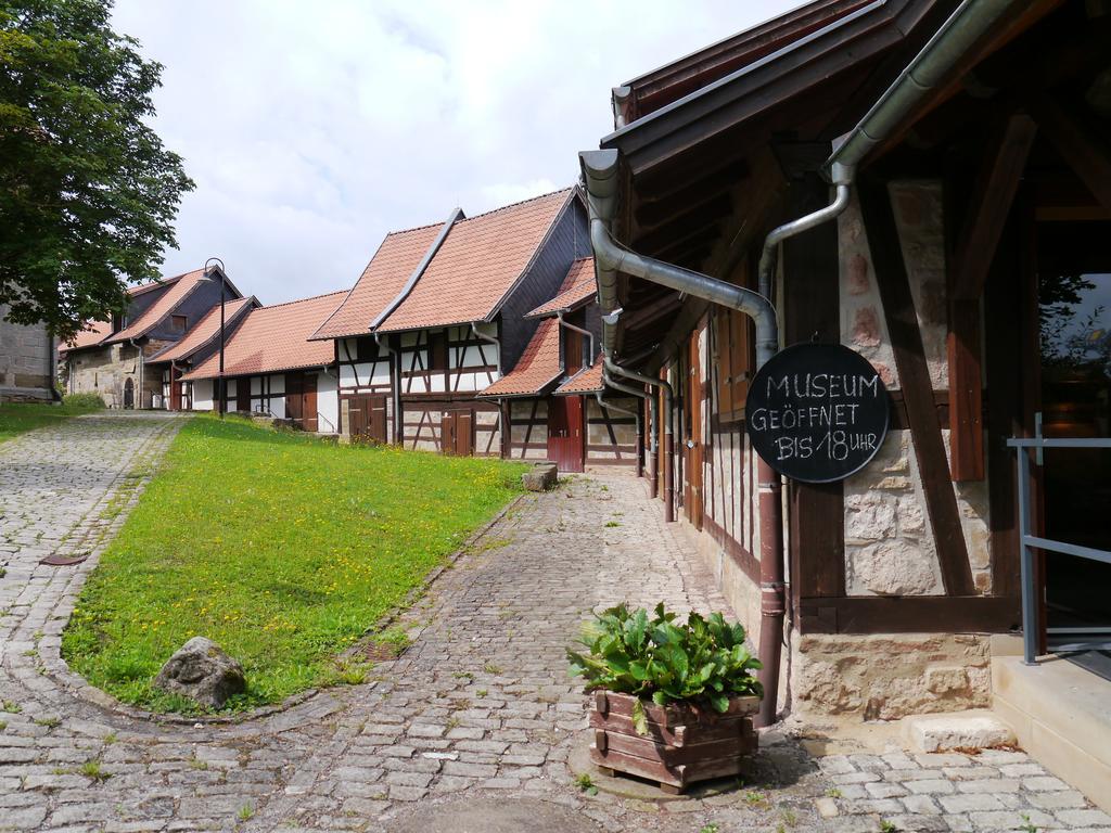 Cafe Im Hof- Bed & Breakfast Streufdorf Exteriör bild