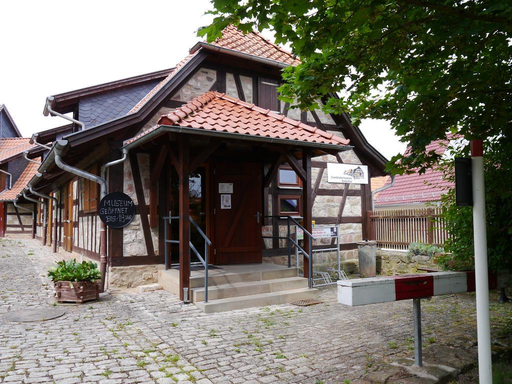 Cafe Im Hof- Bed & Breakfast Streufdorf Exteriör bild