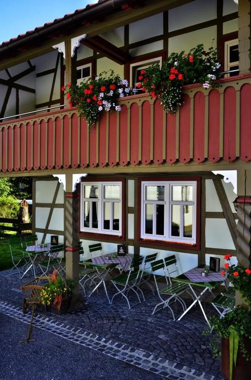 Cafe Im Hof- Bed & Breakfast Streufdorf Exteriör bild