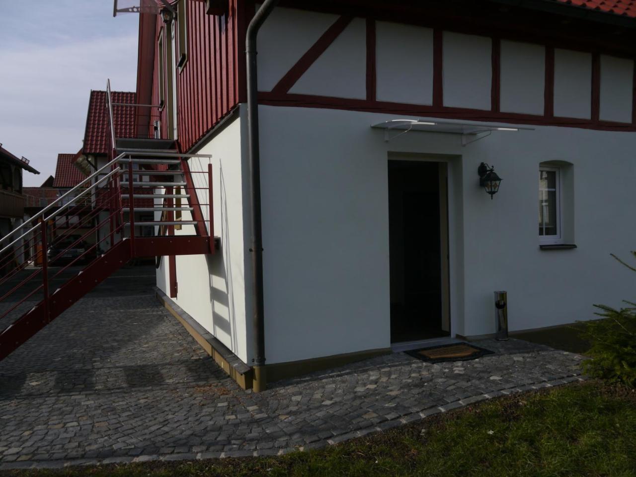 Cafe Im Hof- Bed & Breakfast Streufdorf Exteriör bild